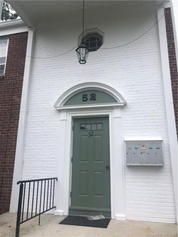 52 Robin Road West Hartford CT 06119