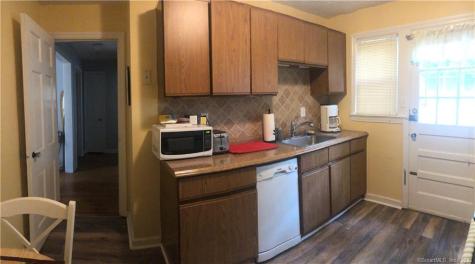 52 Robin Road West Hartford CT 06119