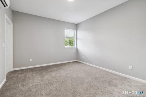 10 Steele Boulevard Berlin CT 06037