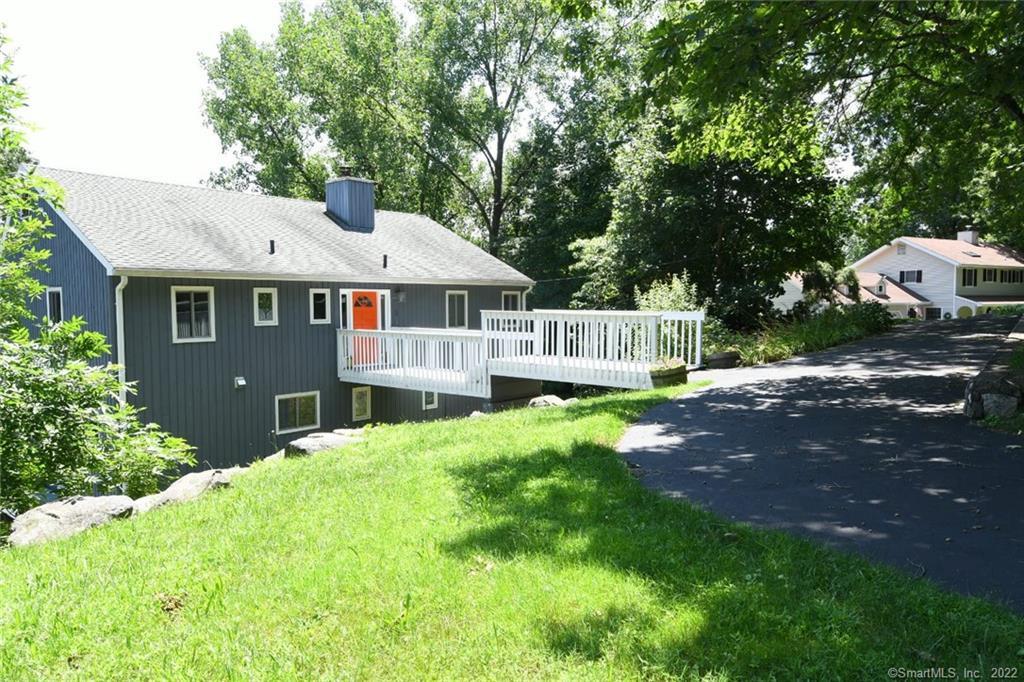 15 Craig Court Stamford CT 06903