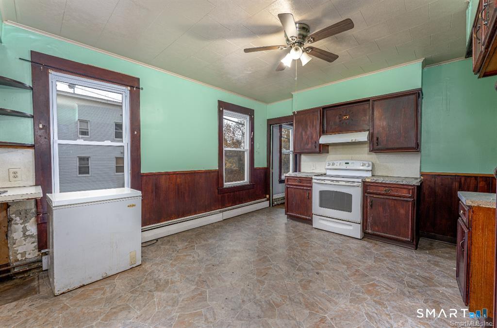 146 Charles Street Waterbury CT 06708