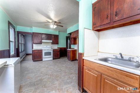 146 Charles Street Waterbury CT 06708