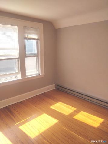 158 Scofield Avenue Bridgeport CT 06605