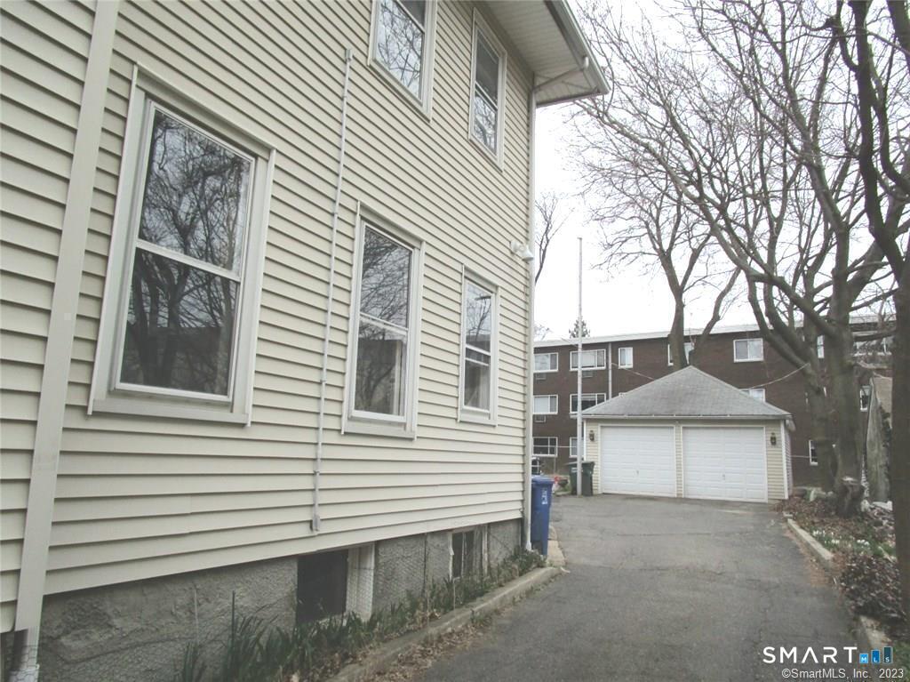 158 Scofield Avenue Bridgeport CT 06605