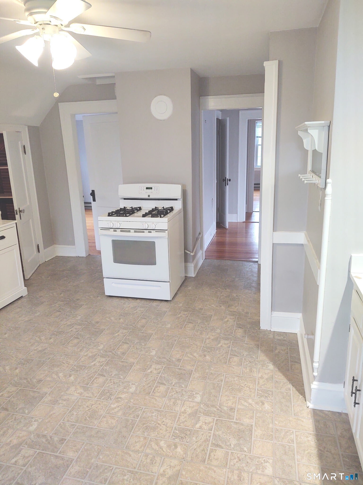 158 Scofield Avenue Bridgeport CT 06605
