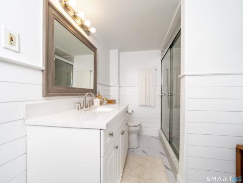 209 Peaceable Street Ridgefield CT 06877
