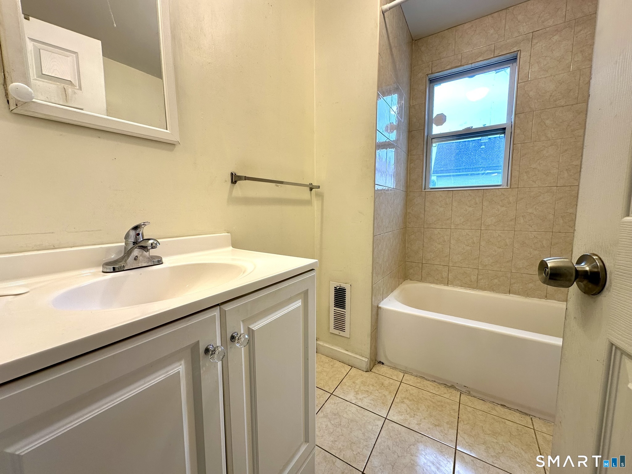 62 Clifford Street Bridgeport CT 06607