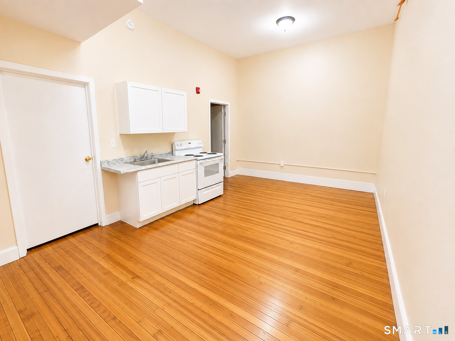 105 Bank Street Waterbury CT 06702