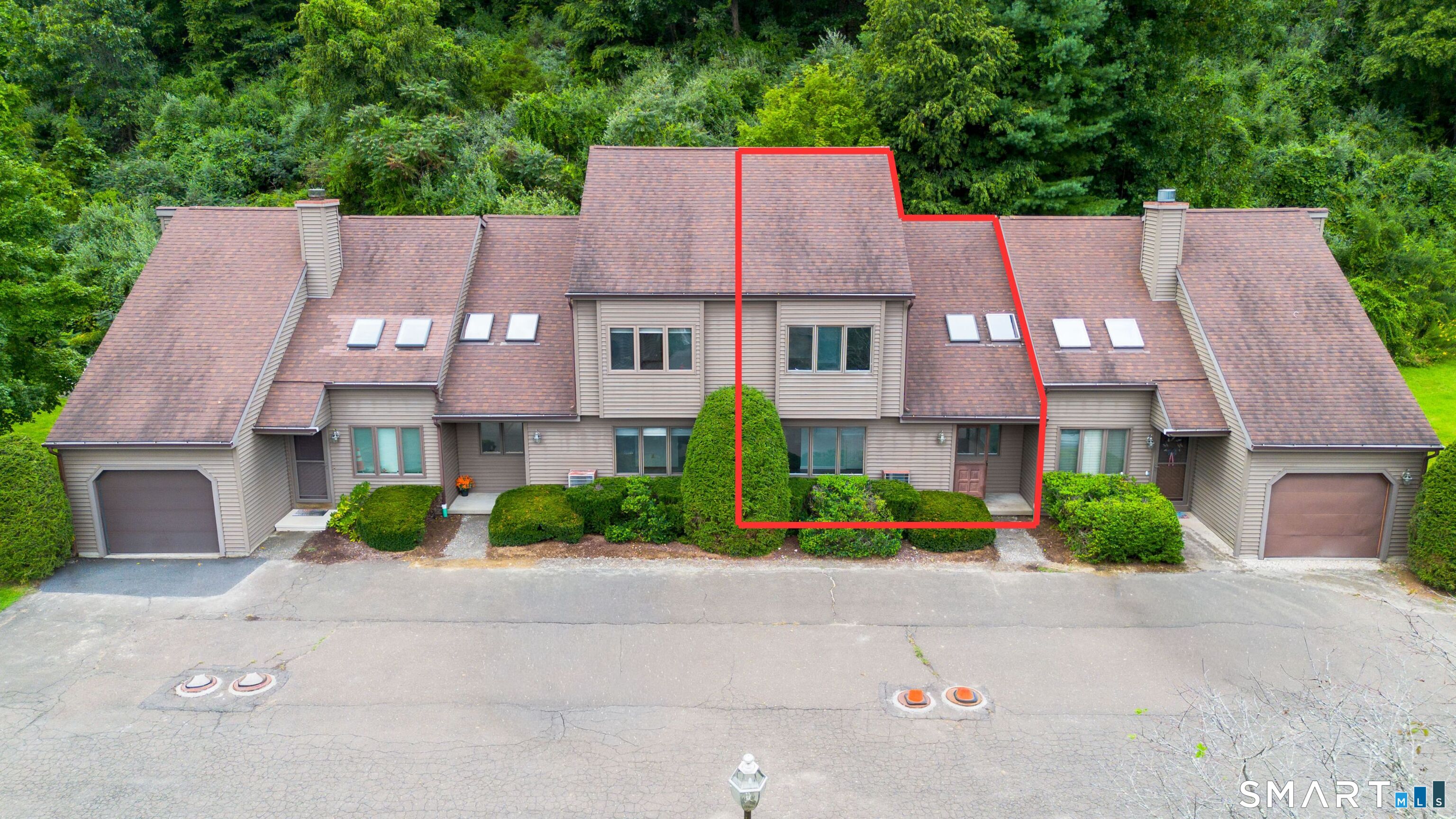 19 Twin Oaks New Milford CT 06776