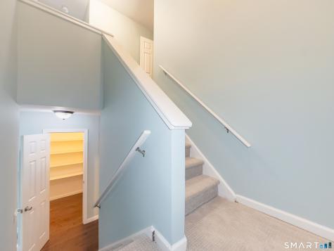 19 Twin Oaks New Milford CT 06776
