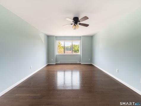 19 Twin Oaks New Milford CT 06776