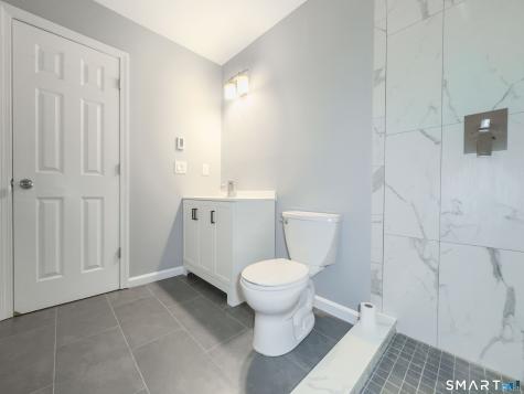 19 Twin Oaks New Milford CT 06776