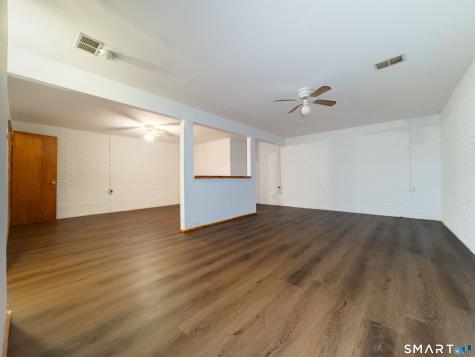 19 Twin Oaks New Milford CT 06776