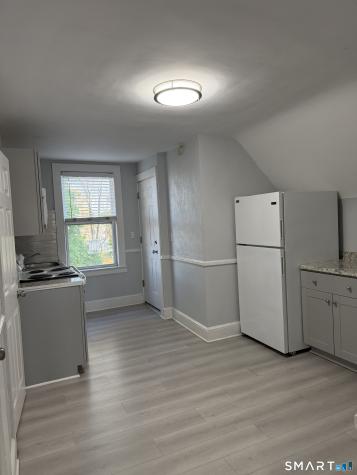 220-222 3rd FL Alpine Street Bridgeport CT 06610