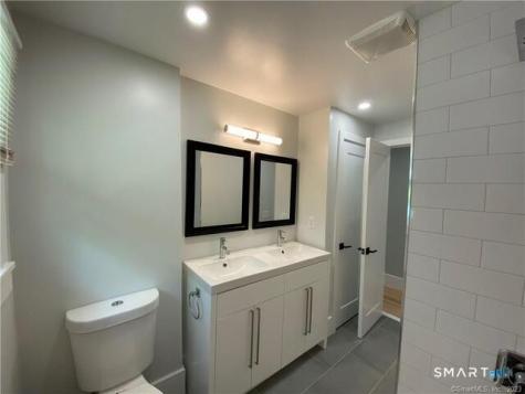 10 Donohue Drive Norwalk CT 06851