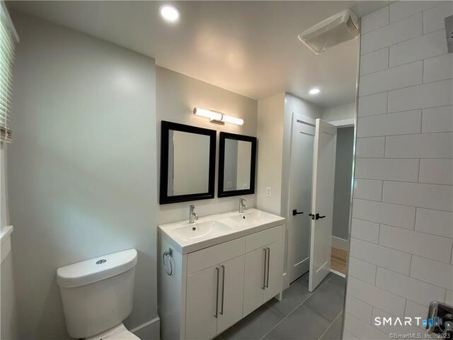 10 Donohue Drive Norwalk CT 06851
