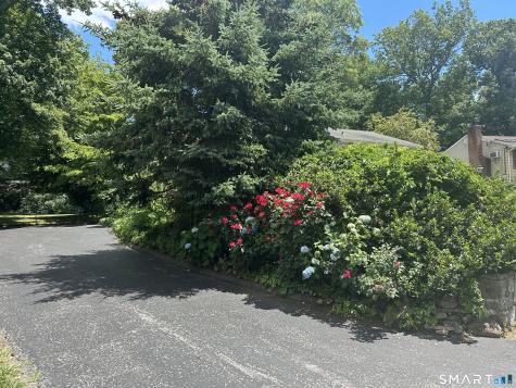10 Donohue Drive Norwalk CT 06851