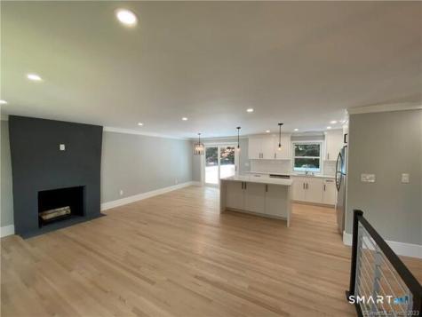 10 Donohue Drive Norwalk CT 06851