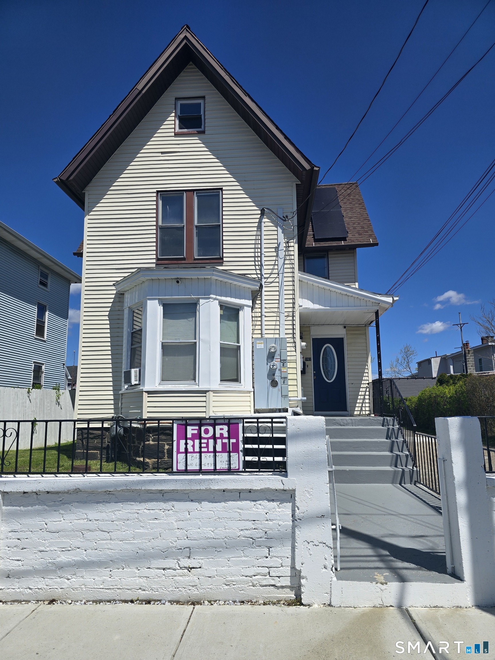 141 Hicks Street Bridgeport CT 06608