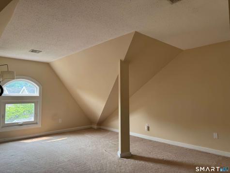 566 Newfield Avenue Stamford CT 06905