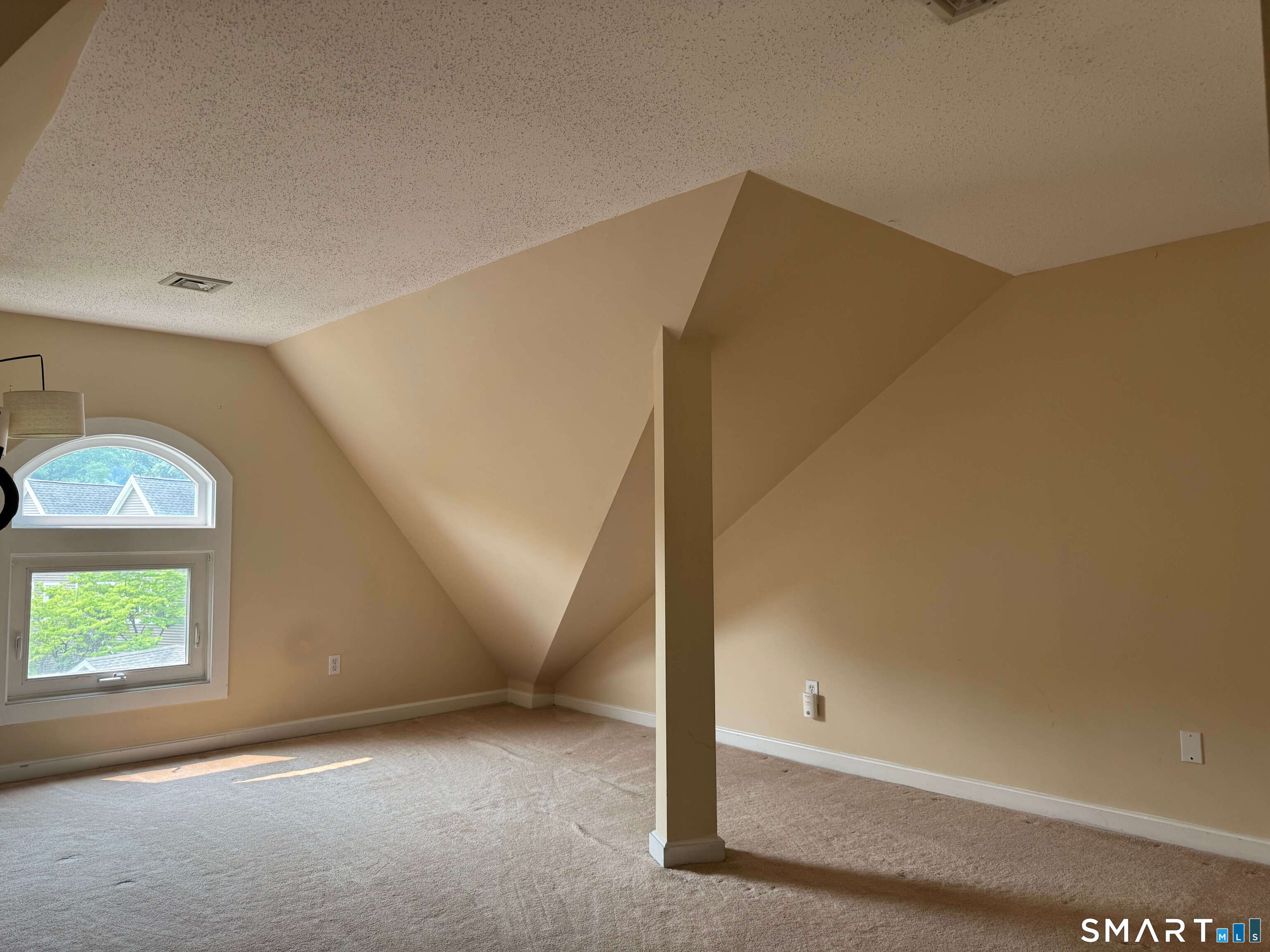 566 Newfield Avenue Stamford CT 06905