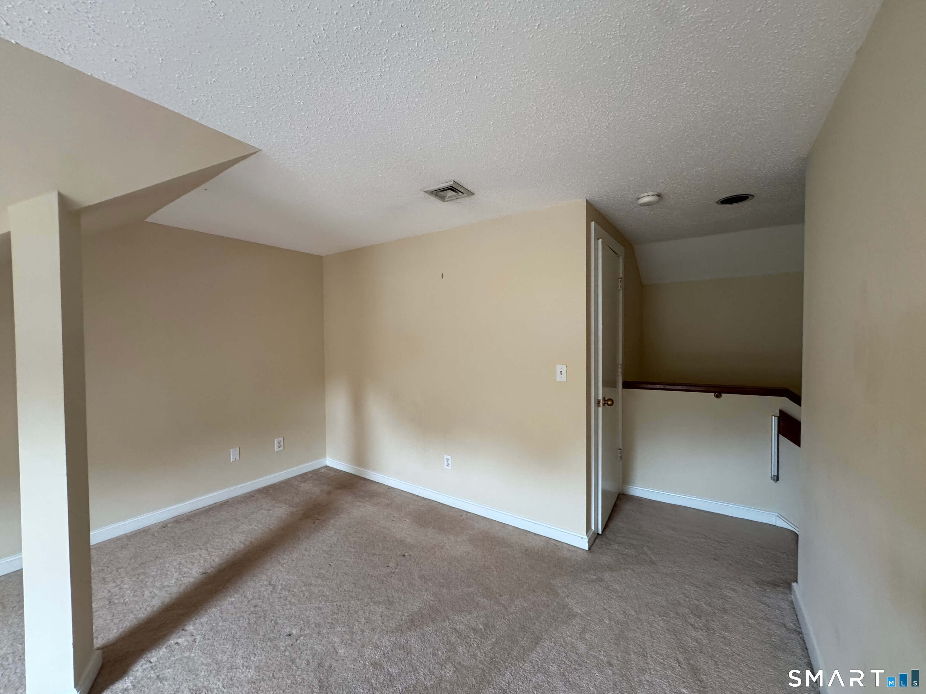 566 Newfield Avenue Stamford CT 06905