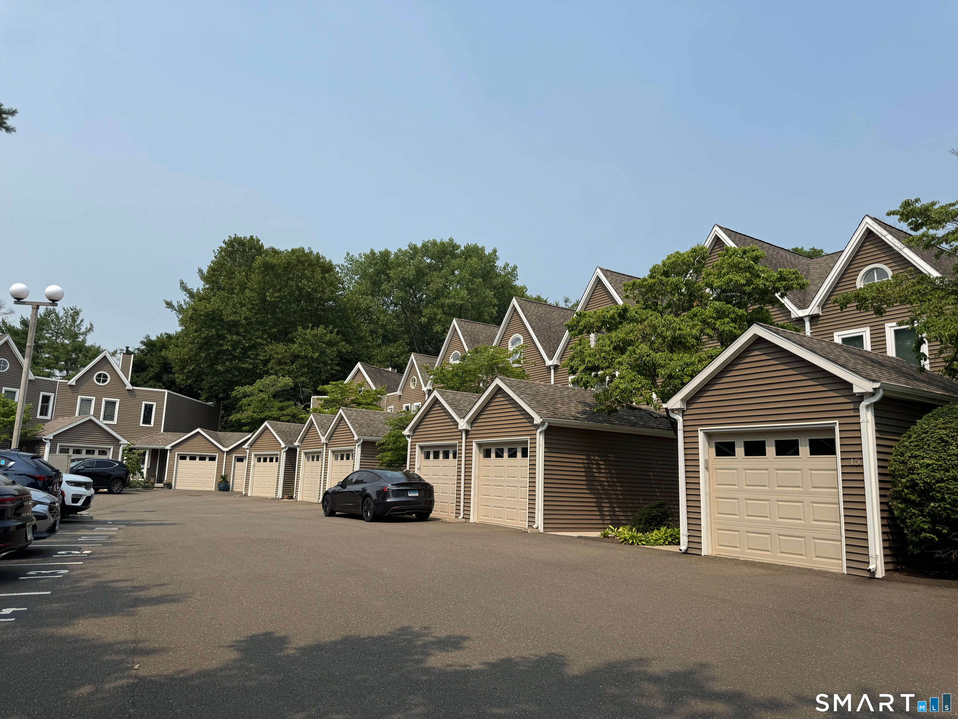 566 Newfield Avenue Stamford CT 06905