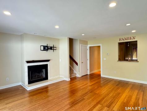566 Newfield Avenue Stamford CT 06905