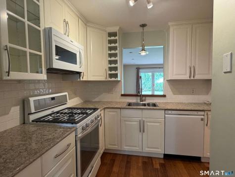 566 Newfield Avenue Stamford CT 06905