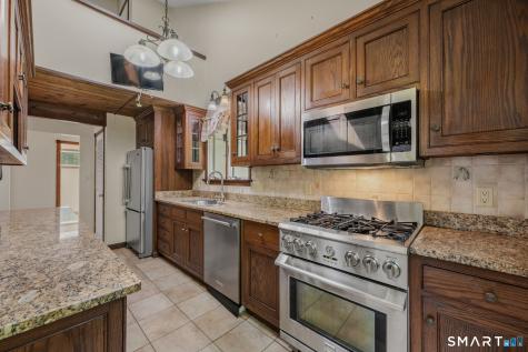 82 Sill Lane Old Lyme CT 06371