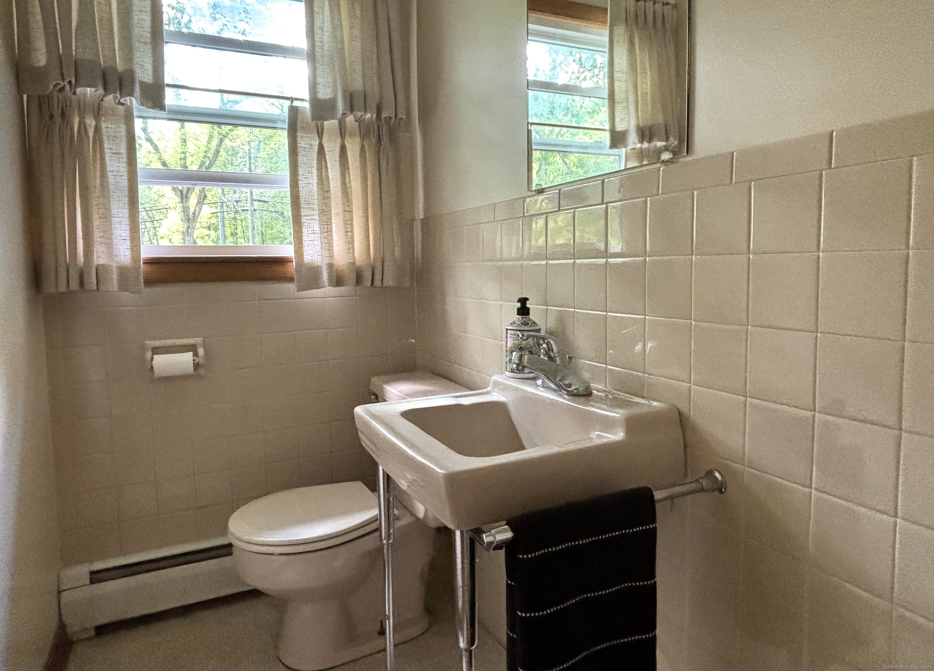 220 Stepstone Hill Road Guilford CT 06437