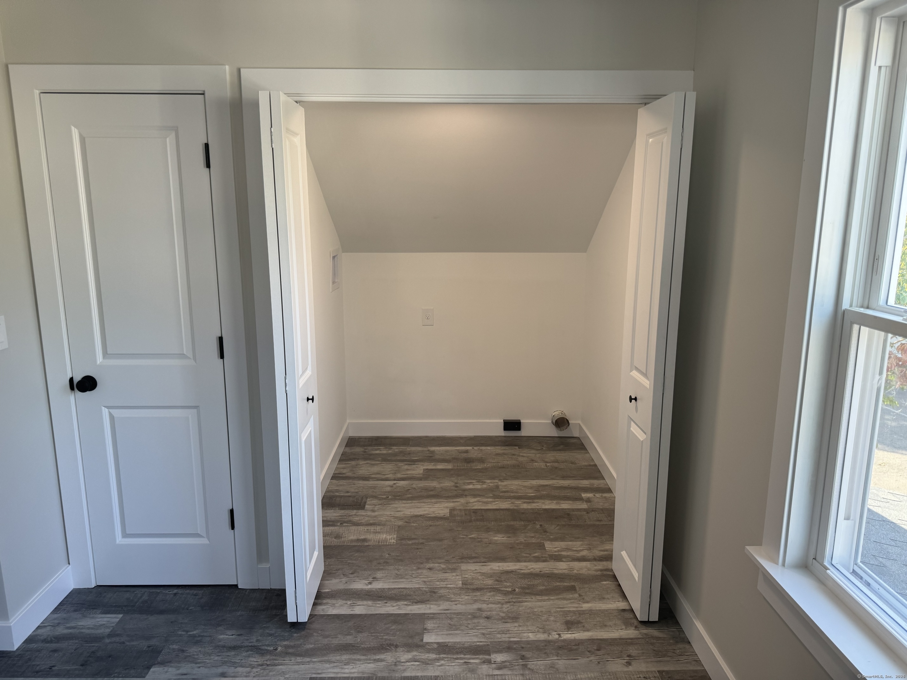 267 Hebron Avenue Glastonbury CT 06033