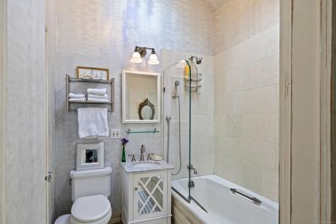 467 Laurel Road New Canaan CT 06840