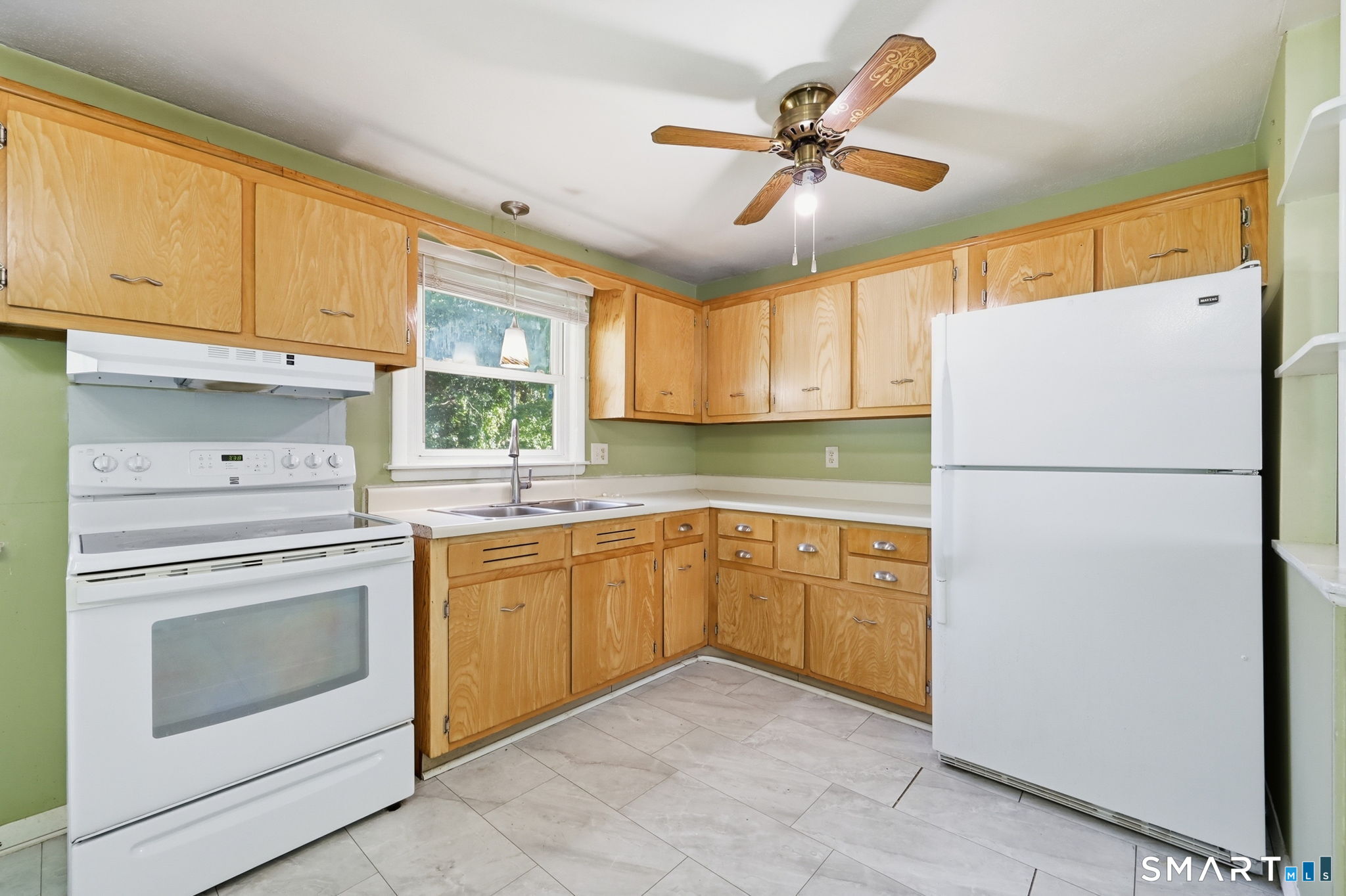 72 Graham Road South Windsor CT 06074