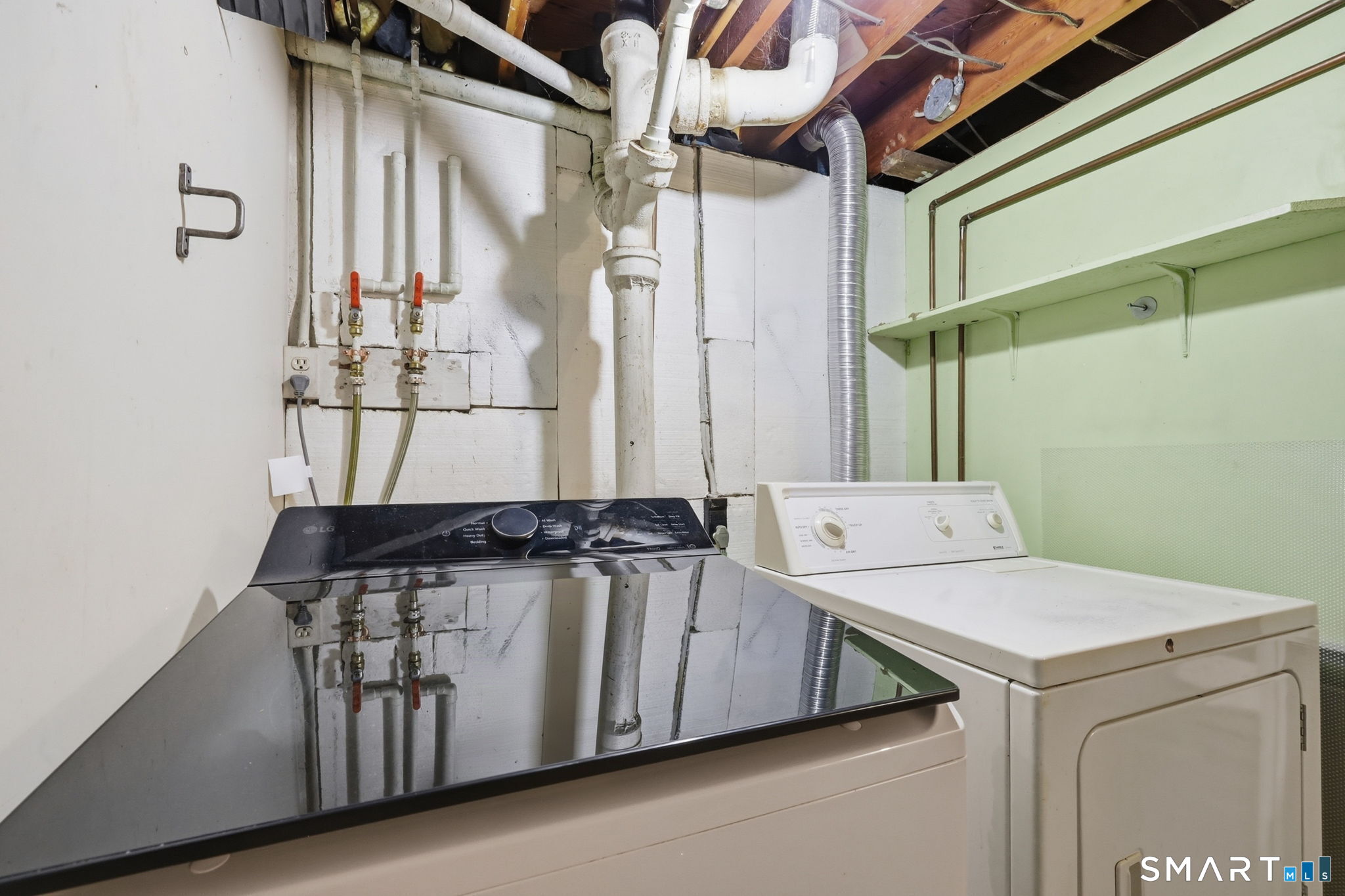 72 Graham Road South Windsor CT 06074