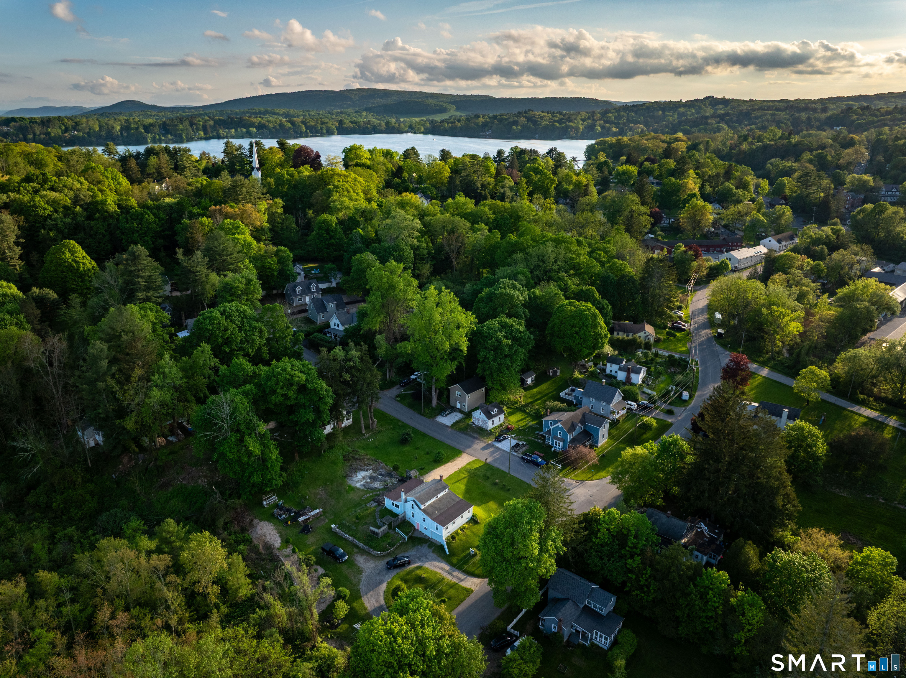 2 Perry Street Salisbury CT 06039