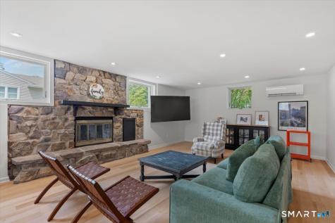 10 Bowman Drive Greenwich CT 06831