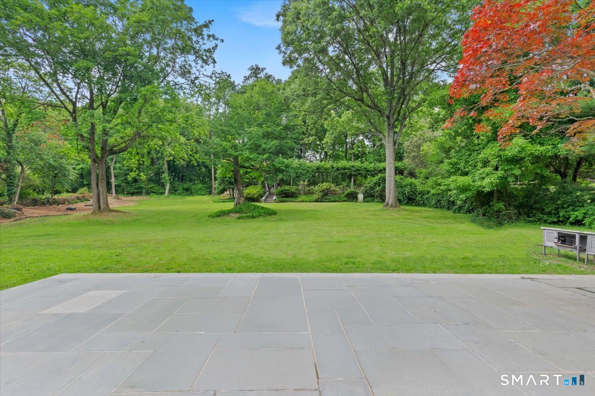 10 Bowman Drive Greenwich CT 06831