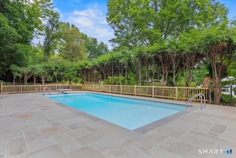 10 Bowman Drive Greenwich CT 06831