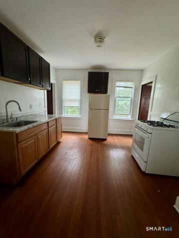 97-99 Victoria Road Hartford CT 06114