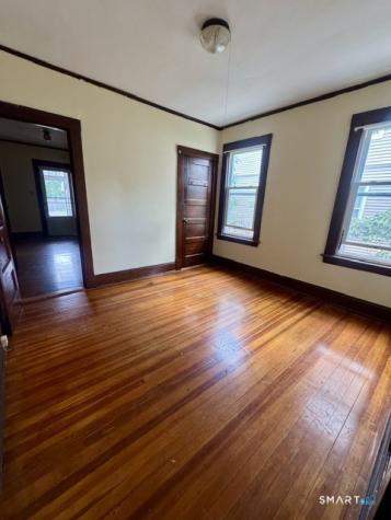 97-99 Victoria Road Hartford CT 06114