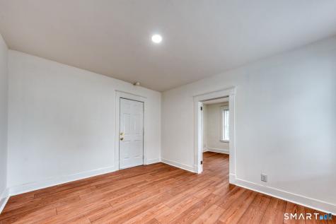 152 Oak Street New Britain CT 06051