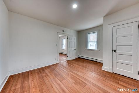 152 Oak Street New Britain CT 06051