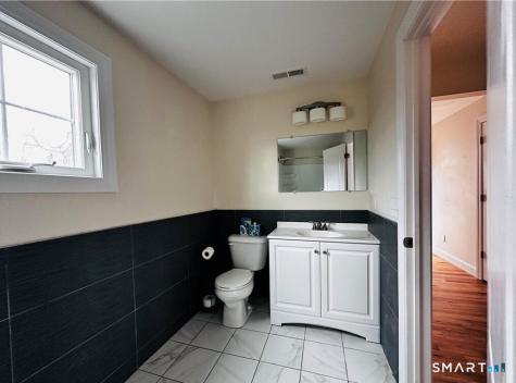 31 Brainerd Road Branford CT 06405
