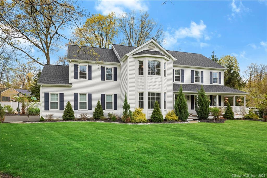15 Maplewood Drive Danbury CT 06811