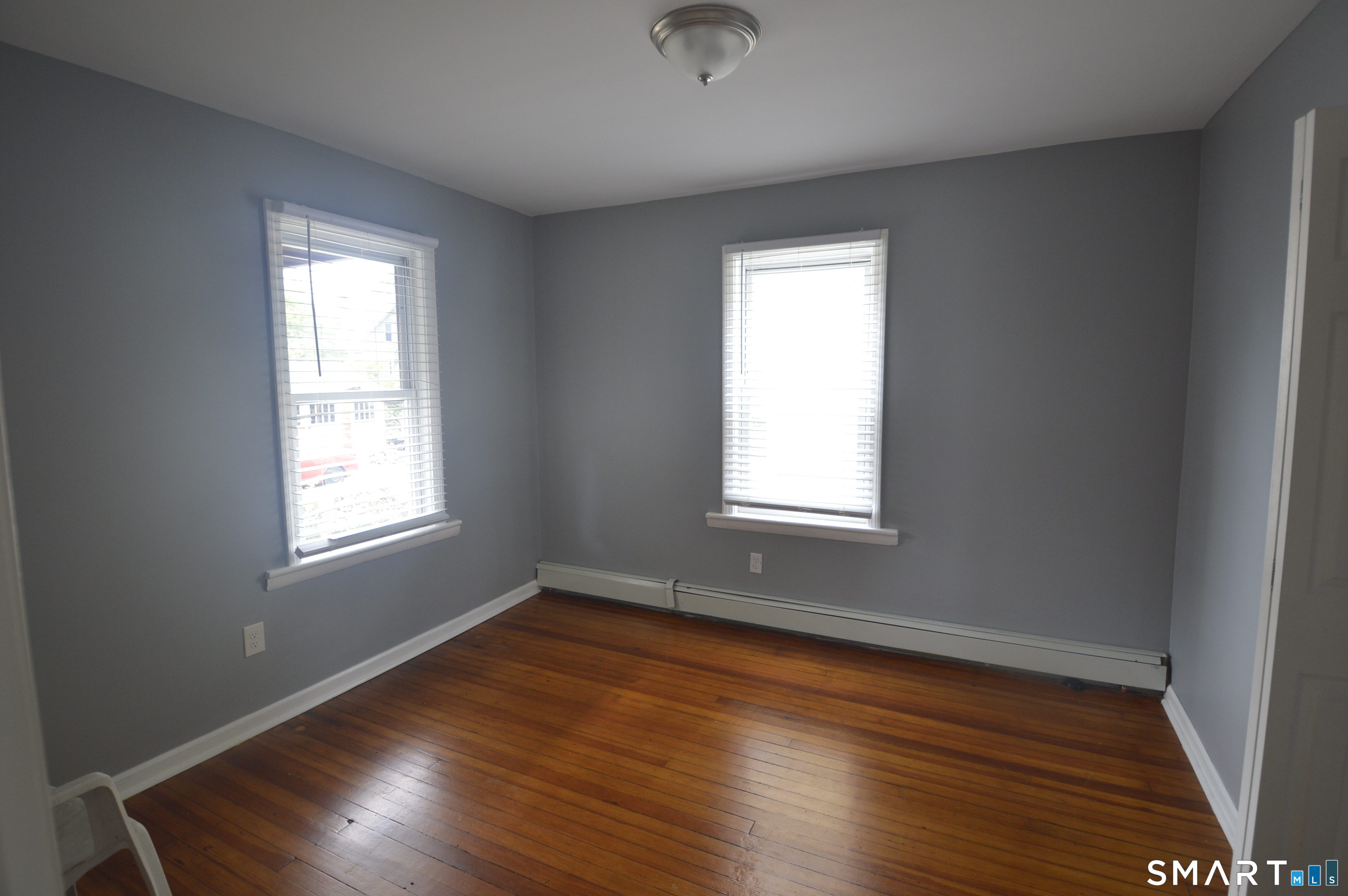 807 Brewster Street Bridgeport CT 06605