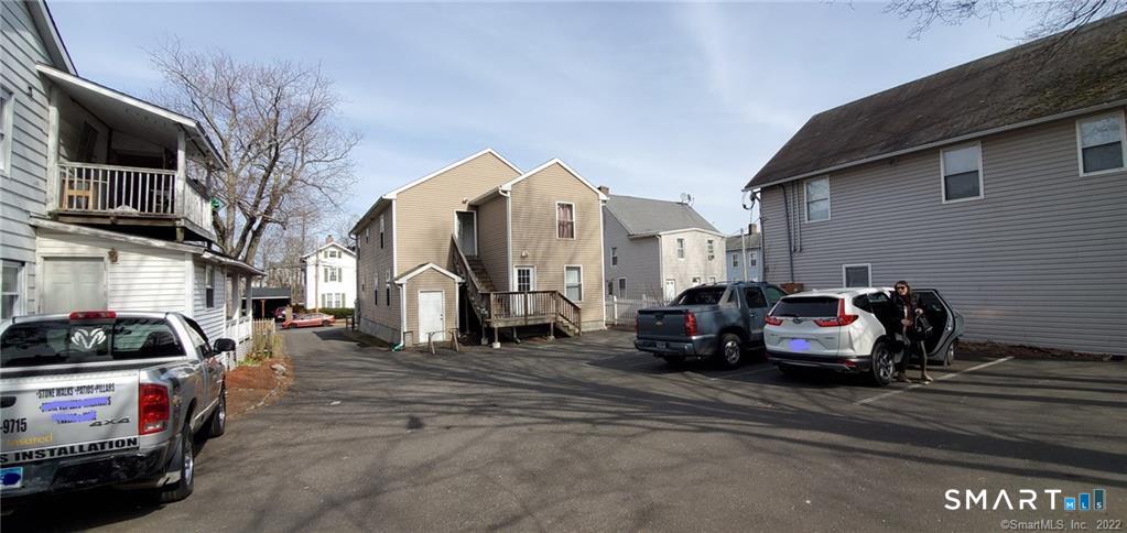 18 Montgomery Street Danbury CT 06810