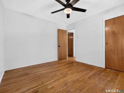 33 Cindy Lane Groton CT 06355