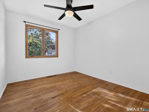 33 Cindy Lane Groton CT 06355