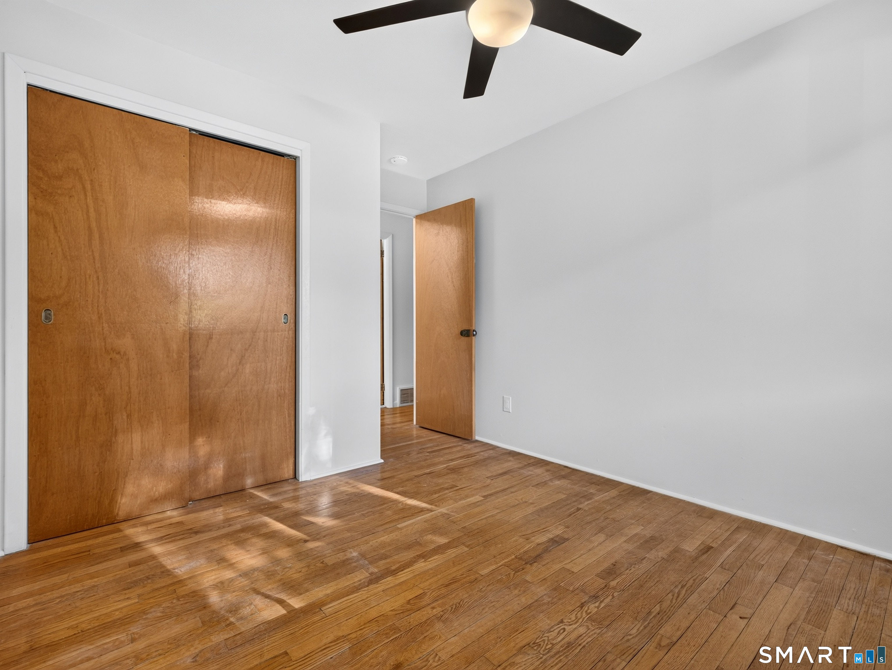 33 Cindy Lane Groton CT 06355